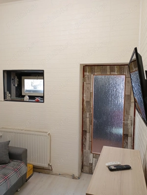 Vând locuință la curte comuna zona Mețianu Arad. - imagine 8