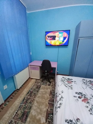 Închiriez,Cameră la Casă,Elevii Studenții,Zona Casa de Cultură-Capitol-Spitalul Județean! - imagine 9