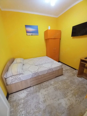 Închiriez,Cameră la Casă,Elevii Studenții,Zona Casa de Cultură-Capitol-Spitalul Județean! - imagine 6