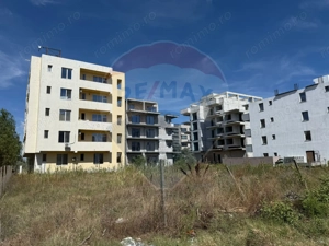 De vanzare teren 506 mp intravilanin Mamaia Nord Navodari - imagine 2