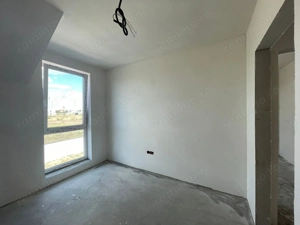 Duplex cu 4 camere -100mp - Mosnita Noua - imagine 9