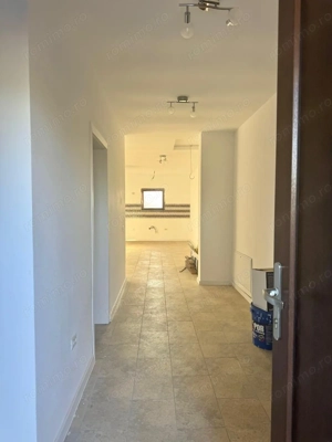 Duplex 3 camere cu toate utilitatile - Sanmihaiu Roman - imagine 2