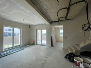 Duplex despartit prin camera tehnica - 4 Dormitoare - Urseni