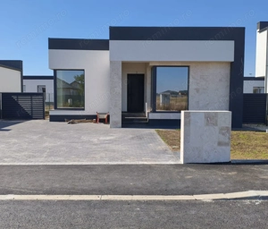 Casa 4 camere | Teren 529 mp | Complex privat | Rate | Vidra