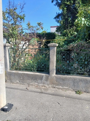 Casa la curte str.Posada ,teren 280mp - imagine 2