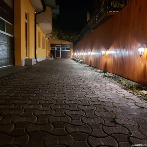 Casa modestă cu etaj in oras, zona Masnita, 6 camere si garaj