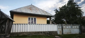 Casa batraneasca in Bretcu (Covasna) la schimb cu garsoniera in orasul Brasov