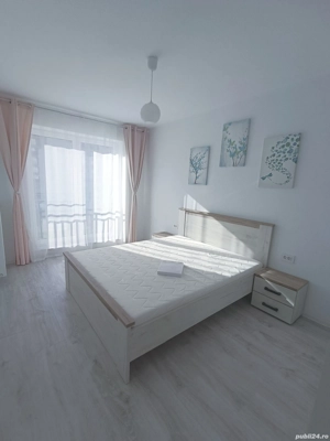 Mall Coresi - apartament 2 camere decomandat - loc parcare - boxa