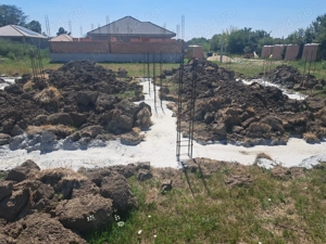 Vand teren cu fundatie intabulata - imagine 4