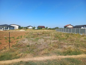 Particular vând teren intravilan  - imagine 4