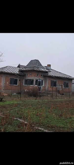 Casa de vânzare  Preț negociabil  35,000 euro    - imagine 2