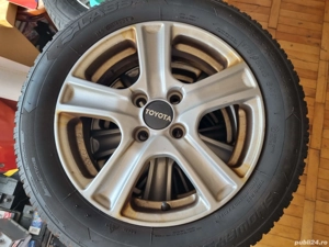 4 cauciucuri de iarna 175 65 15 cu jante de aliaj de toyota yaris montate și echilibrate  - imagine 3