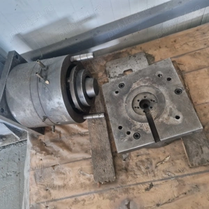 Matriță injecție ghivece 