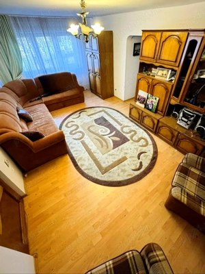 Apartament 4 camere 74 mp, parter, Dej   spațios și renovat - imagine 2