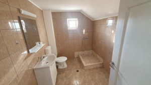 Proprietar vand apartament 3 camere central Techirghiol - imagine 7