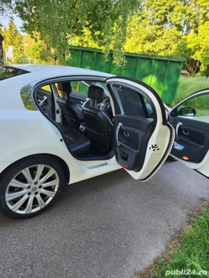 Renault latitude 2014  - imagine 5 Renault latitude 2014  - imagine 5