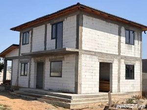 Casa "la rosu" in spate la Metro - imagine 5