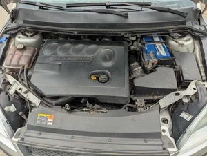 Vând urgent Ford Focus 2, 2006! Cer seriozitate!!! Arată impecabil! Se poate proba!!! 2400 de euro! - imagine 6