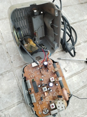 Radio Aiwa fm-am cu ceas  - imagine 5