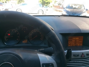 Opel Astra 2011 - imagine 8