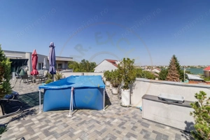 Clădire Modernă, Ideală pentru Locuință sau Afacere, cu Terasă Panoramică - imagine 5