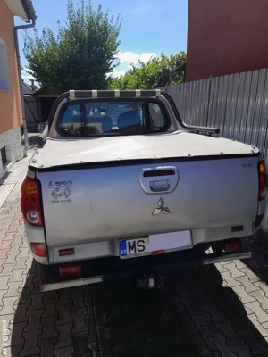 vând Mitsubishi L200, model 2007,tracțiune dublă, motorizare diesel, 260000 km, stare perfectă  de f - imagine 3