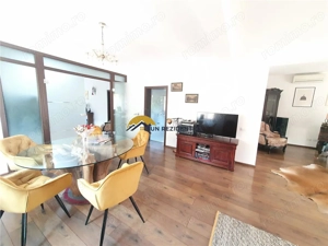 Vila la cheie, cocheta, mobilata-utilata, gradina amenajata - imagine 2