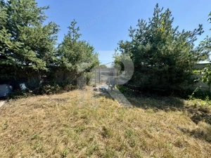 DOMNESTI , TEREN 698 MP, DESCHIDERE 17,19 MP, IMPREJMUIT CU GARD - imagine 10