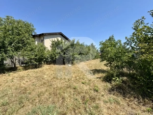 DOMNESTI , TEREN 698 MP, DESCHIDERE 17,19 MP, IMPREJMUIT CU GARD - imagine 5