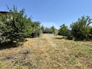 DOMNESTI , TEREN 698 MP, DESCHIDERE 17,19 MP, IMPREJMUIT CU GARD - imagine 4