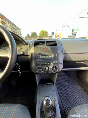 VW POLO 1.2 benzina, cutie manuala 5 trepte, an fabricație 2005 - imagine 7