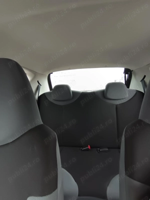 Vând sau schimb Peugeot 107 2011 benzina motor 1.0 euro 5  - imagine 4