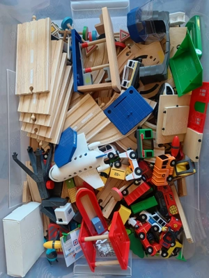 Vând set jucării de lemn