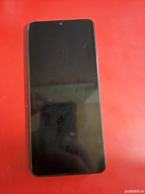 vând iPhone SE.  - imagine 3