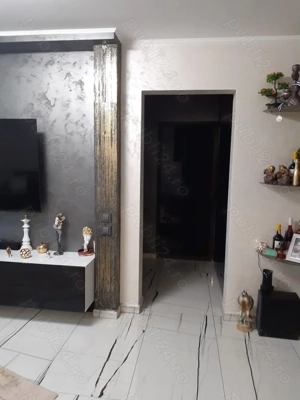 Vanzare Apartament 2 cam. cf.1 semid.,etajul 4, mobilat si utilat nou in zona Hipodrom - Bariera - imagine 3