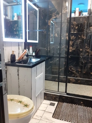 Vanzare Apartament 2 cam. cf.1 semid.,etajul 4, mobilat si utilat nou in zona Hipodrom - Bariera - imagine 18