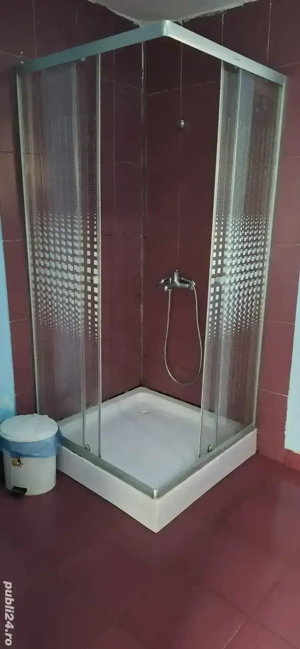 închiriez 1 camera la casă cu bucatarie si baie  - imagine 5