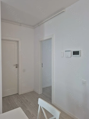Proprietar închiriez apartament lux 2camere 58 mp cu garaj Torontal zona foarte buna  - imagine 8