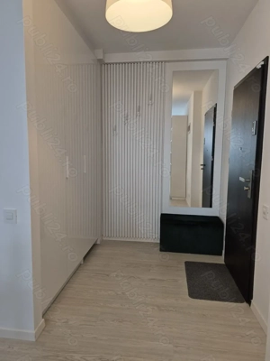 Proprietar închiriez apartament lux 2camere 58 mp cu garaj Torontal zona foarte buna  - imagine 5