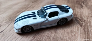 Machetă Dodge Viper GT2 1 24 Maisto
