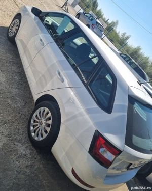 Skoda Fabia 2021 - imagine 4