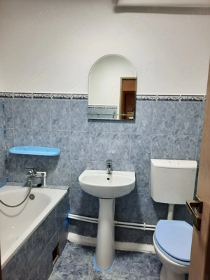 Inchiriez Garsoniera decomandata cu centrala langa Promenada - imagine 7