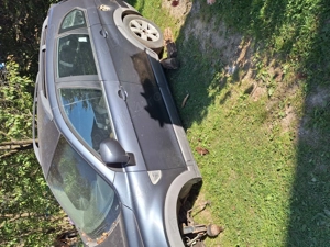 Dezmembrez Chevrolet captivia - imagine 4