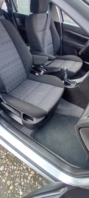  Peugeot 307 sw an 2003  09 Carte service  - imagine 6