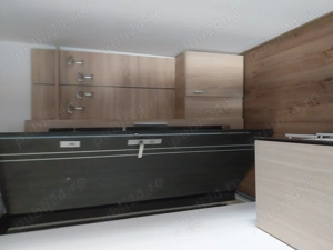 Dau în chirie apartament central lux - imagine 7