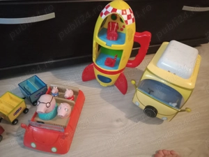 Lot jucarii Peppa pig  raccheta tren masina bus  - imagine 5