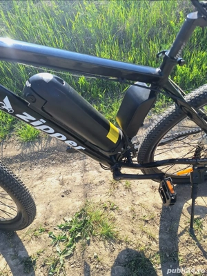 Bicicleta electrica cu accelerație Zipper z6