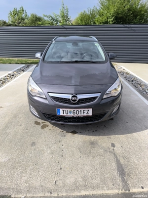 Opel Astra 1.7 CDTI, 2011, 176500 Km