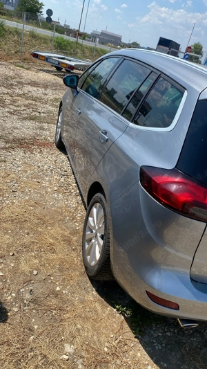 Opel Zafira 2.0 Dth automata - imagine 6 Opel Zafira 2.0 Dth automata - imagine 6