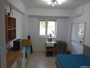 Vand apartament 4 camere  - imagine 3